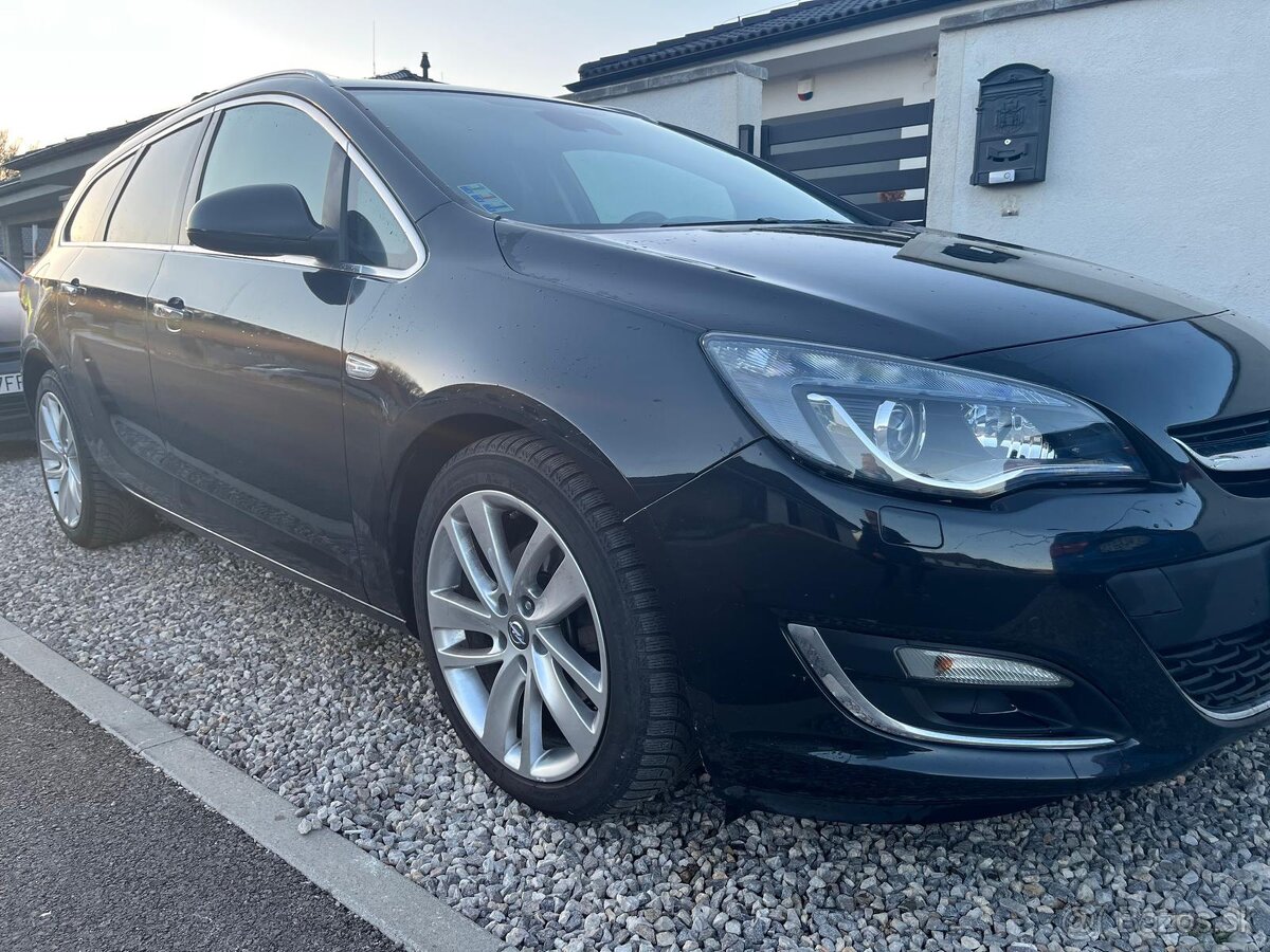 Opel astra sport turer možná výmena