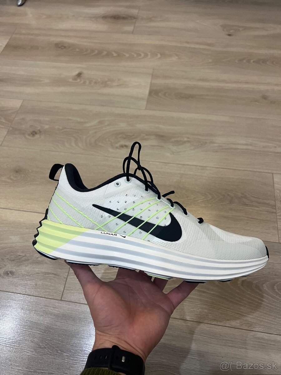 Nike lunar roam športová obuv veľkosť:UK 9,5