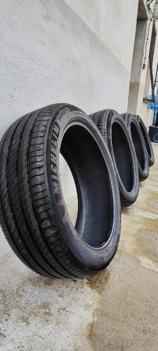 Pneu Michelin Primacy 4/ 235/45/r20