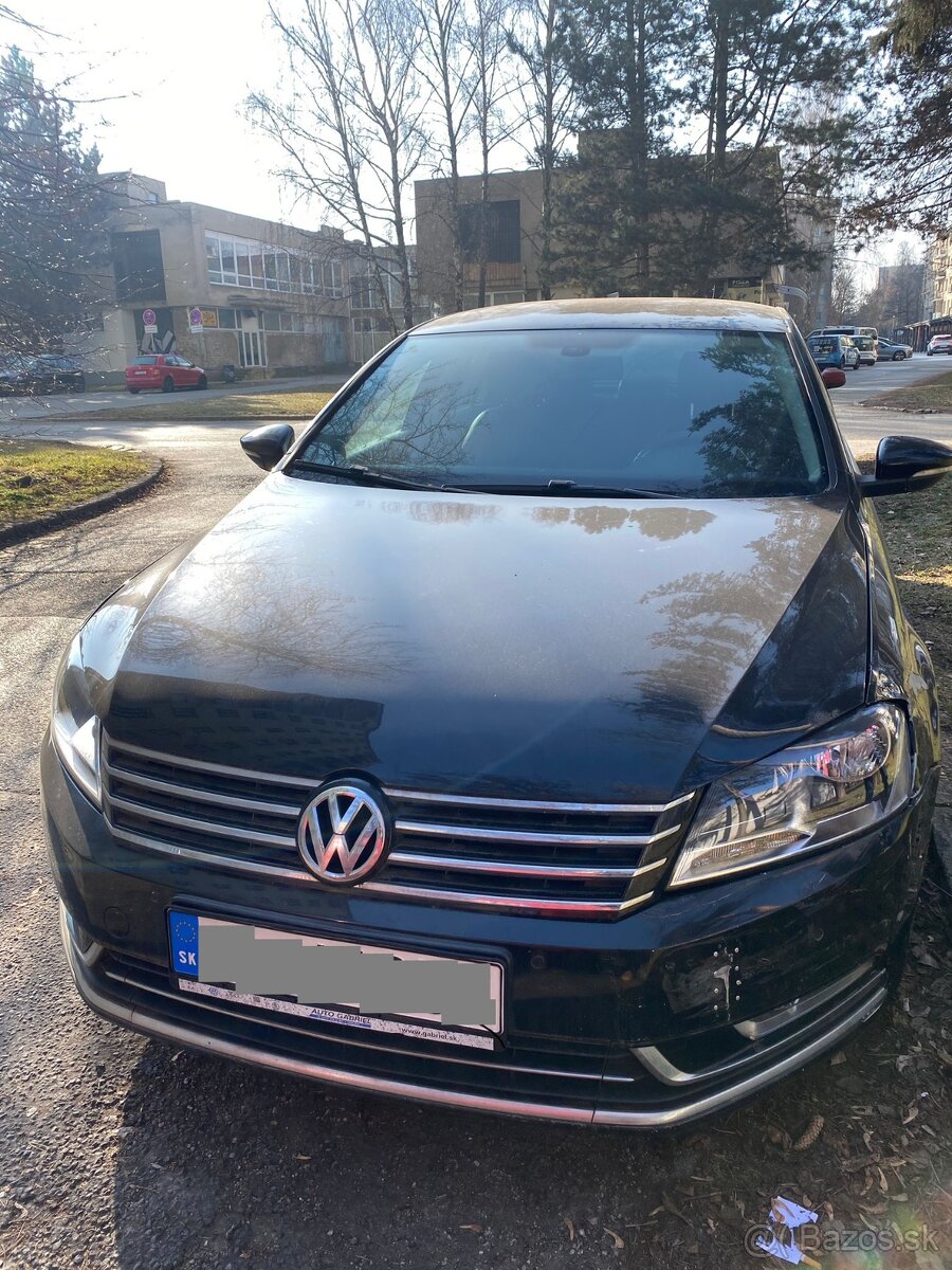 Predám Volkswagen Passat (2012)