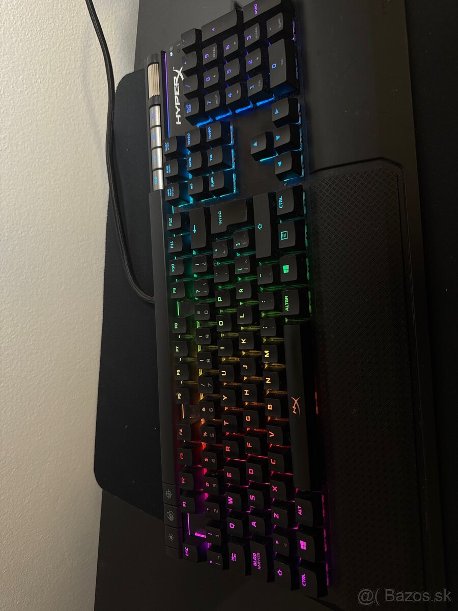 HyperX Alloy Elite RGB – herná klávesnica