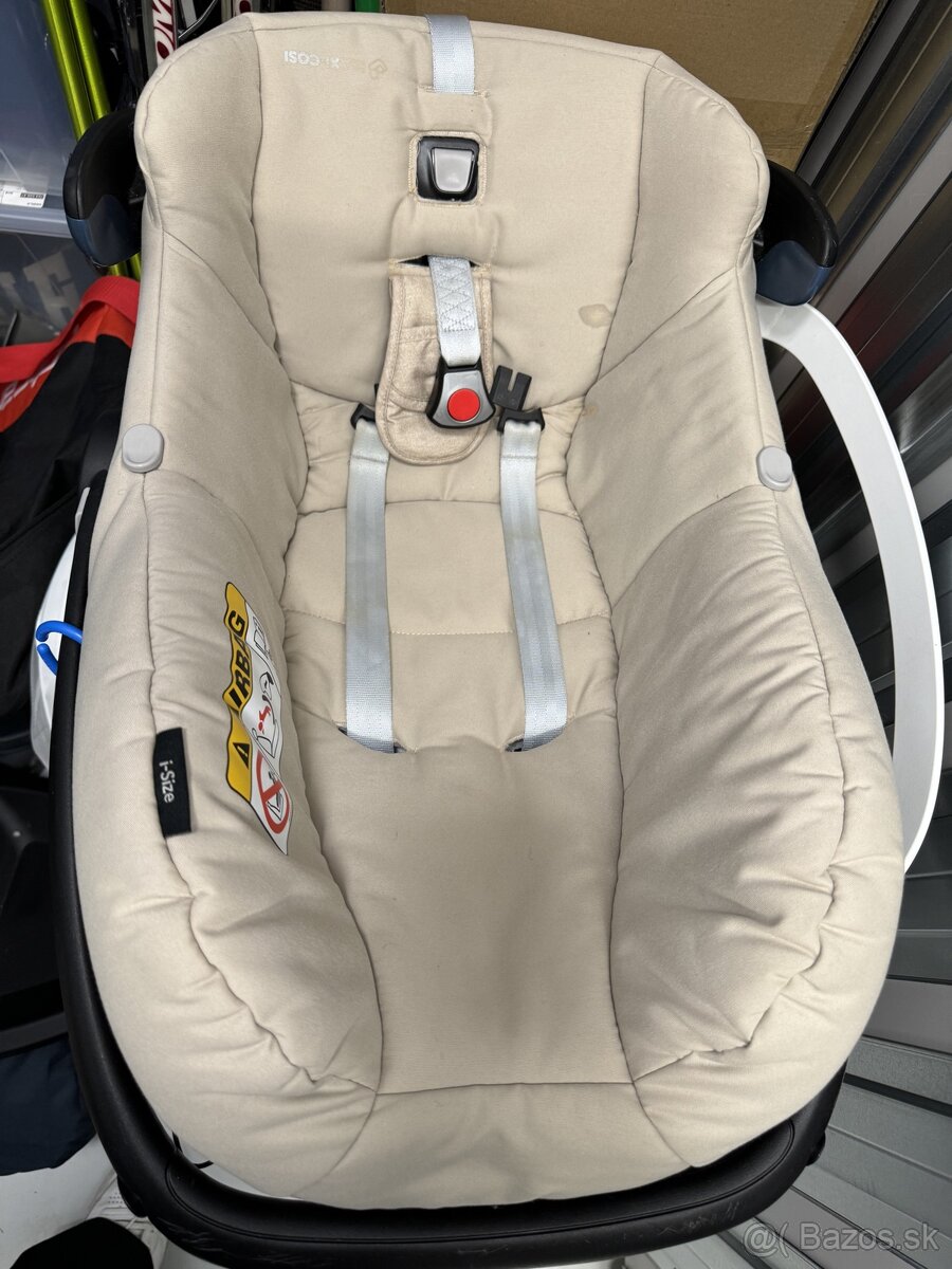 Detská autosedacka vajíčko + základňa isofix