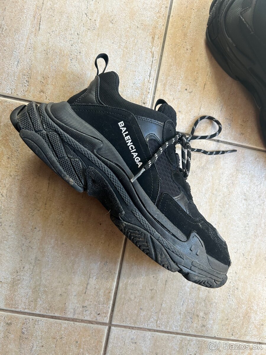 Balenciaga Triple S