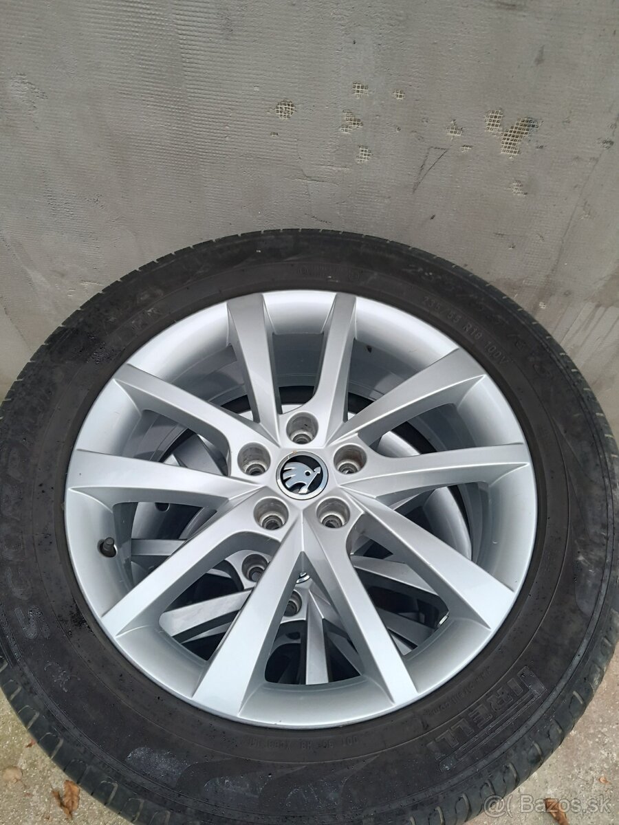 Pirelli 235/55 R18