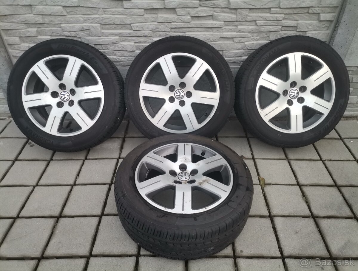 Alu disky 5x100 R16 VW + 205/55 R16 zánovné letné pneumatiky