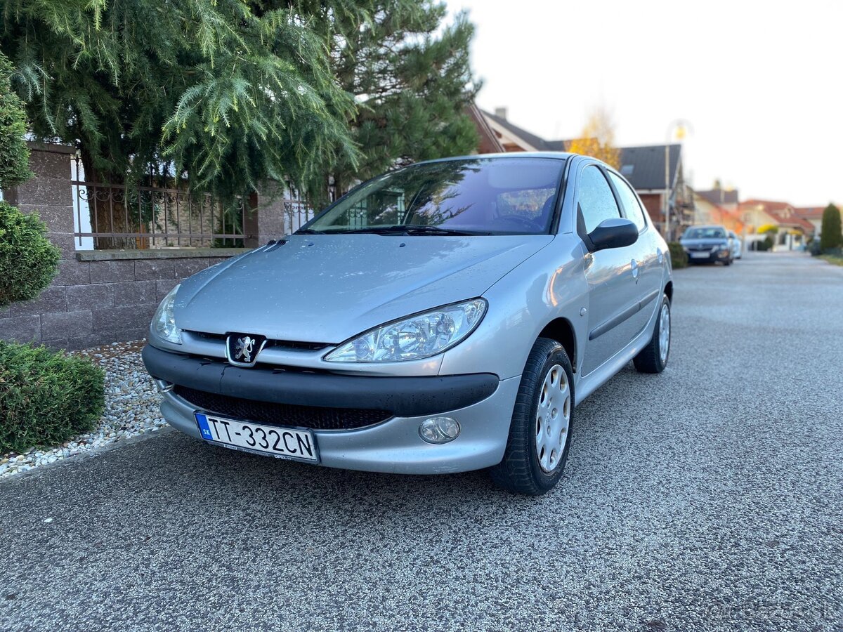 PEUGEOT 206 1.4 BENZIN 65KW 2005