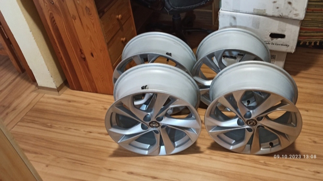 R17 5x105  nové  za R16