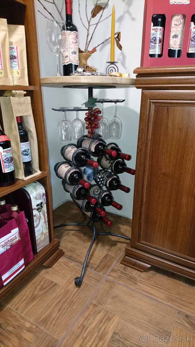 Degustačný stolík na víno kovový-kovany