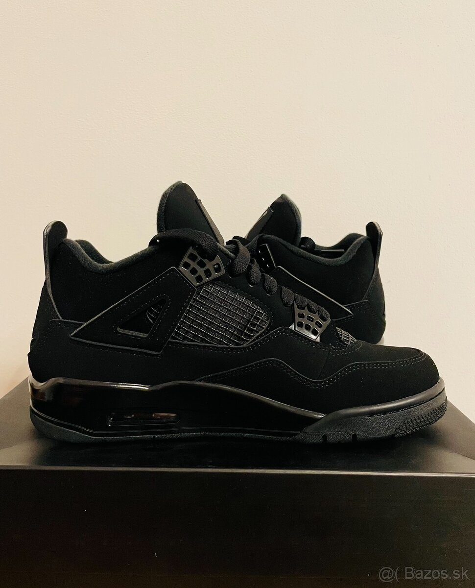 Jordan 4 black cat