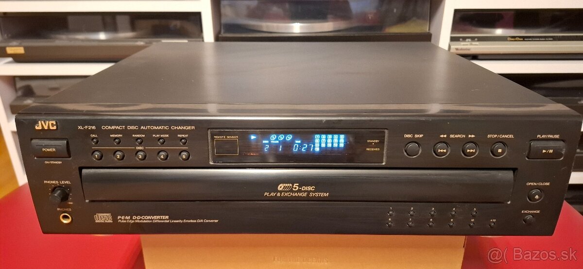 Predám 5 CD menič JVC XL-F216