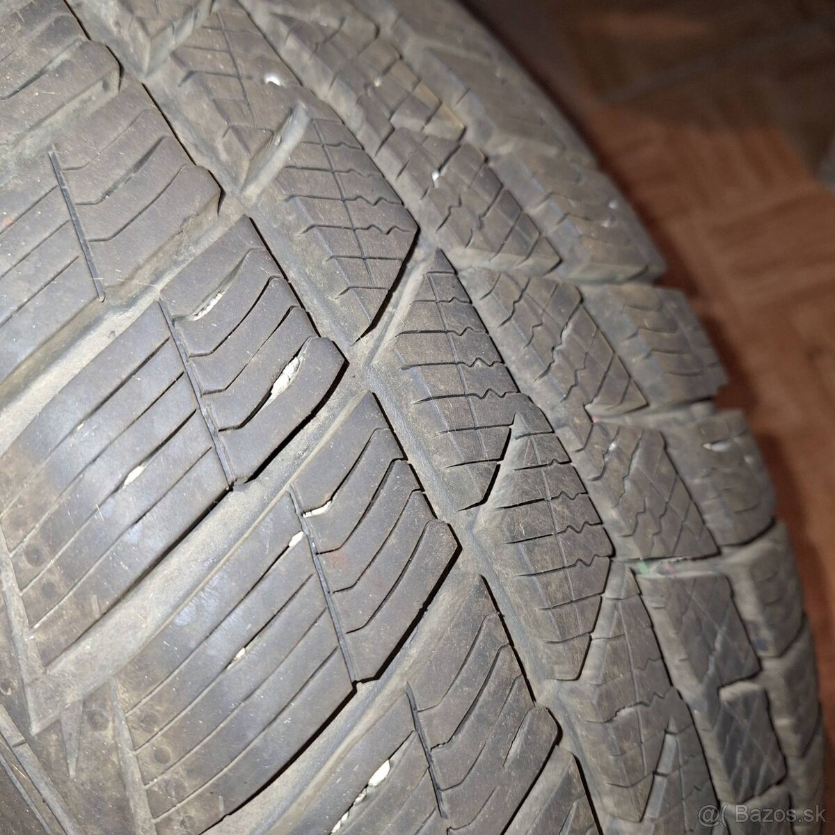 Zimné  pneu. Barum 195/65R15