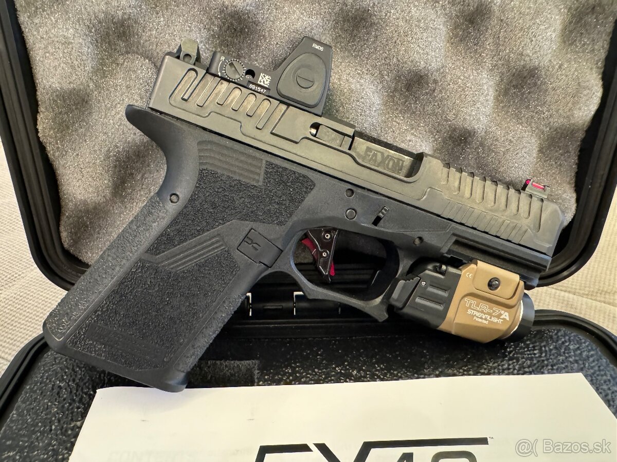 FAXXON FX19 - TRIJICON RMR2 - GUCCI GLOCK