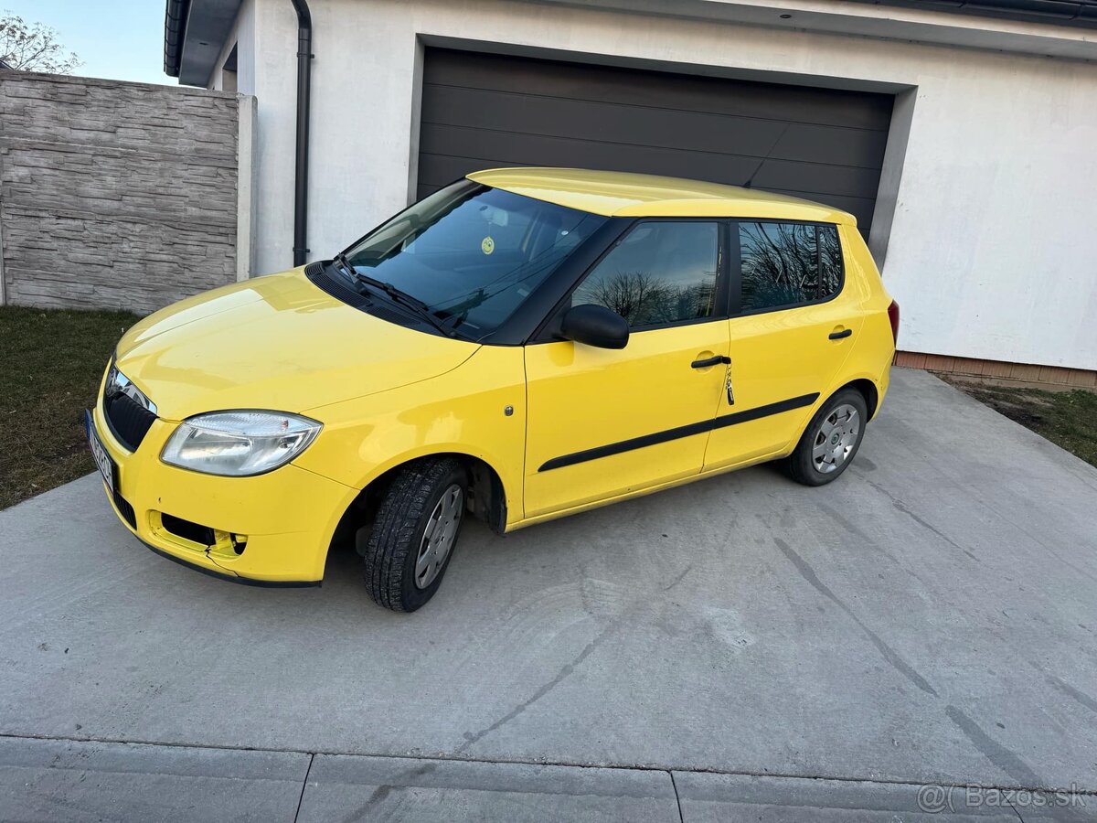 Skoda fabia 1.2 na náhradné diely