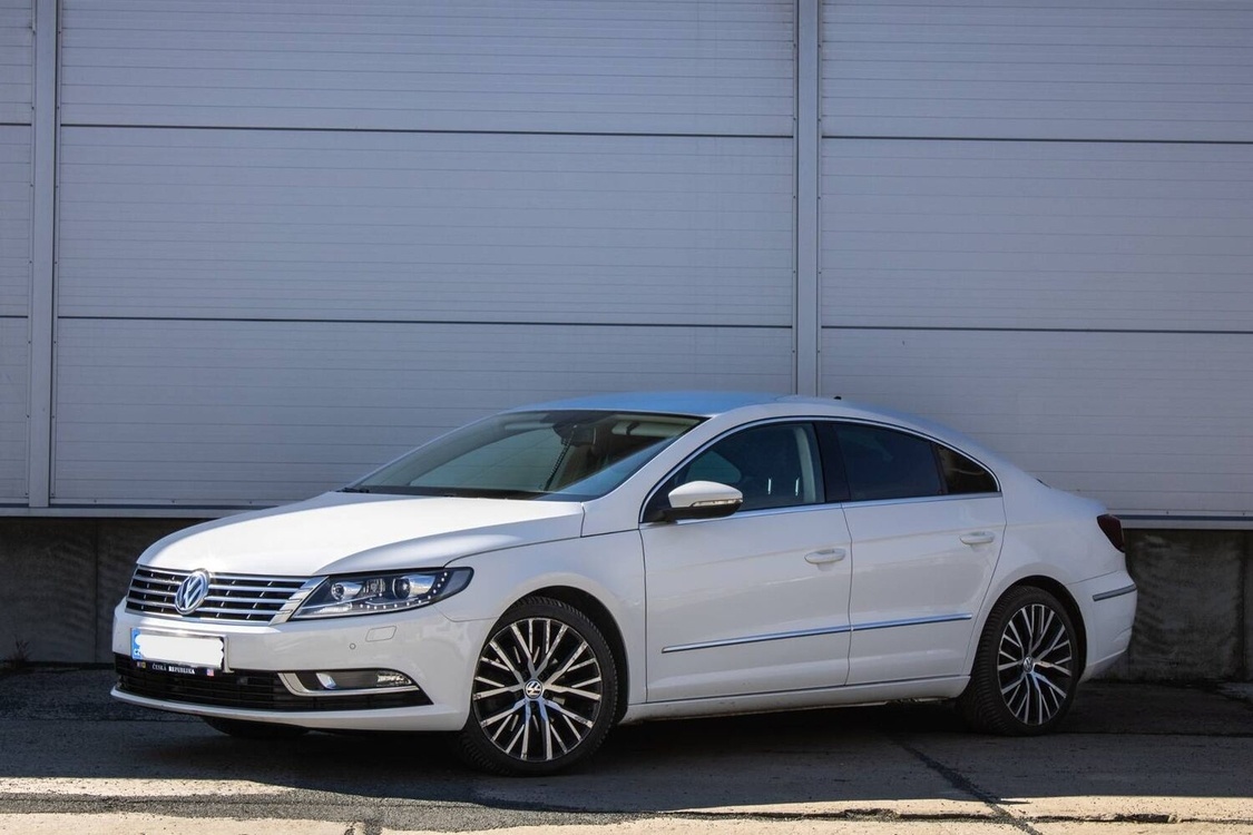 Volkswagen CC 2.0TDI DSG 4x4 130KW HIGHLINE