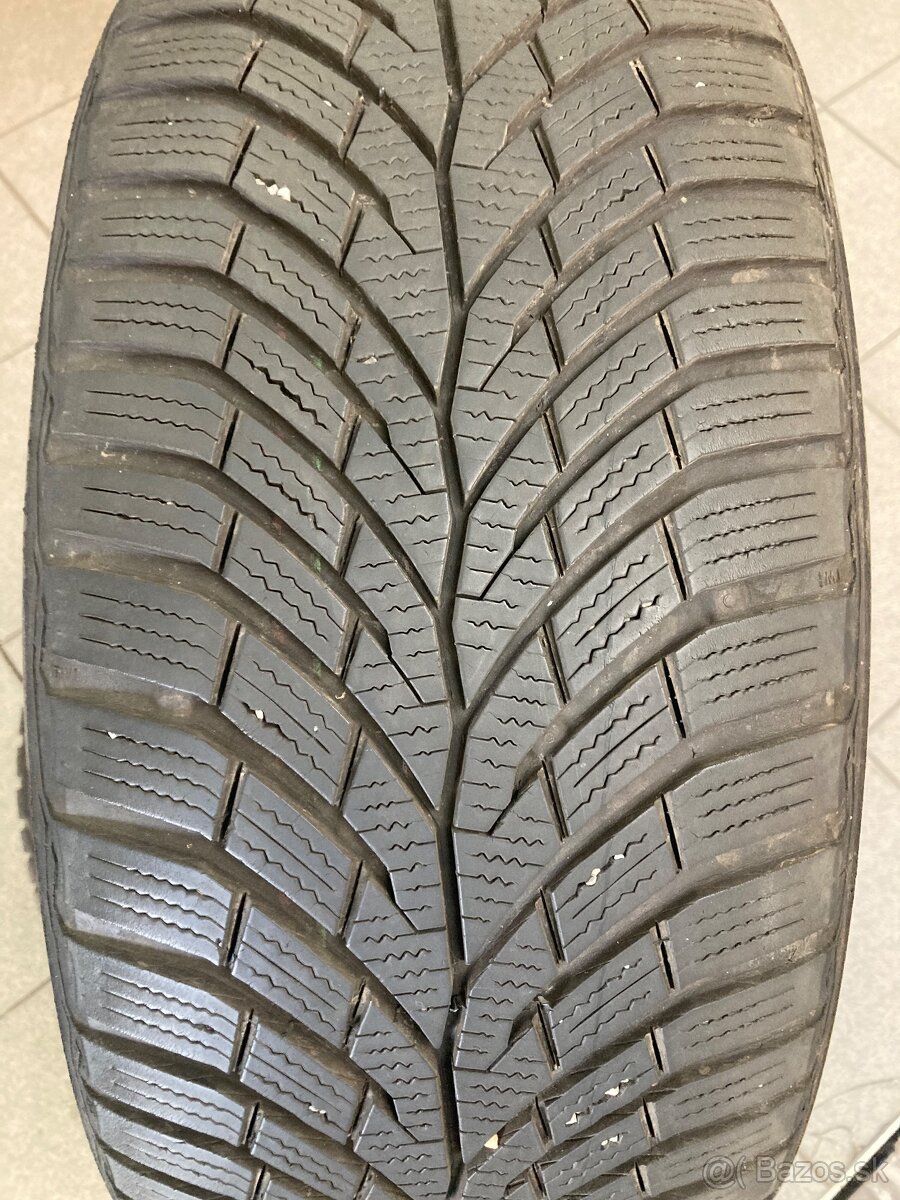 225/50r17 Continenřtal zimne 2ks