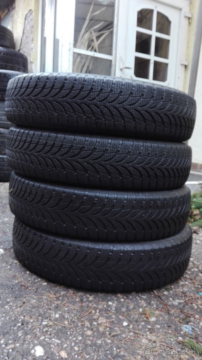 Predám 4-Zimné pneumatiky Bridgestone Blizzak 155/70 R19