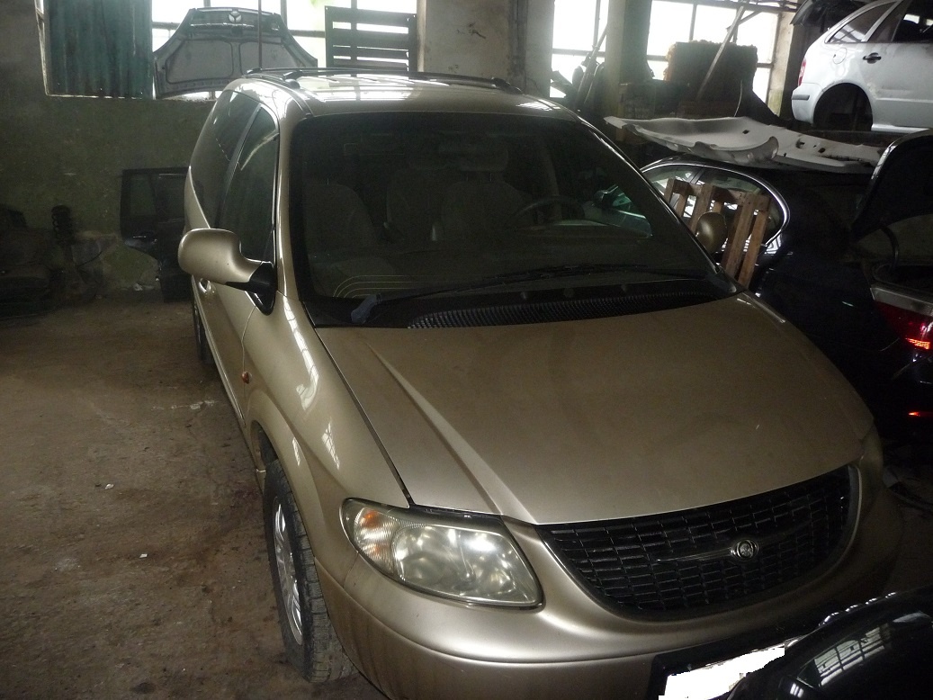 Chrysler Voyager 2.5crd.......................nahrad.diely