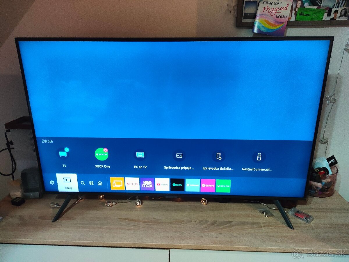 Predám 43" smart televízor Samsung UE43AU7172U