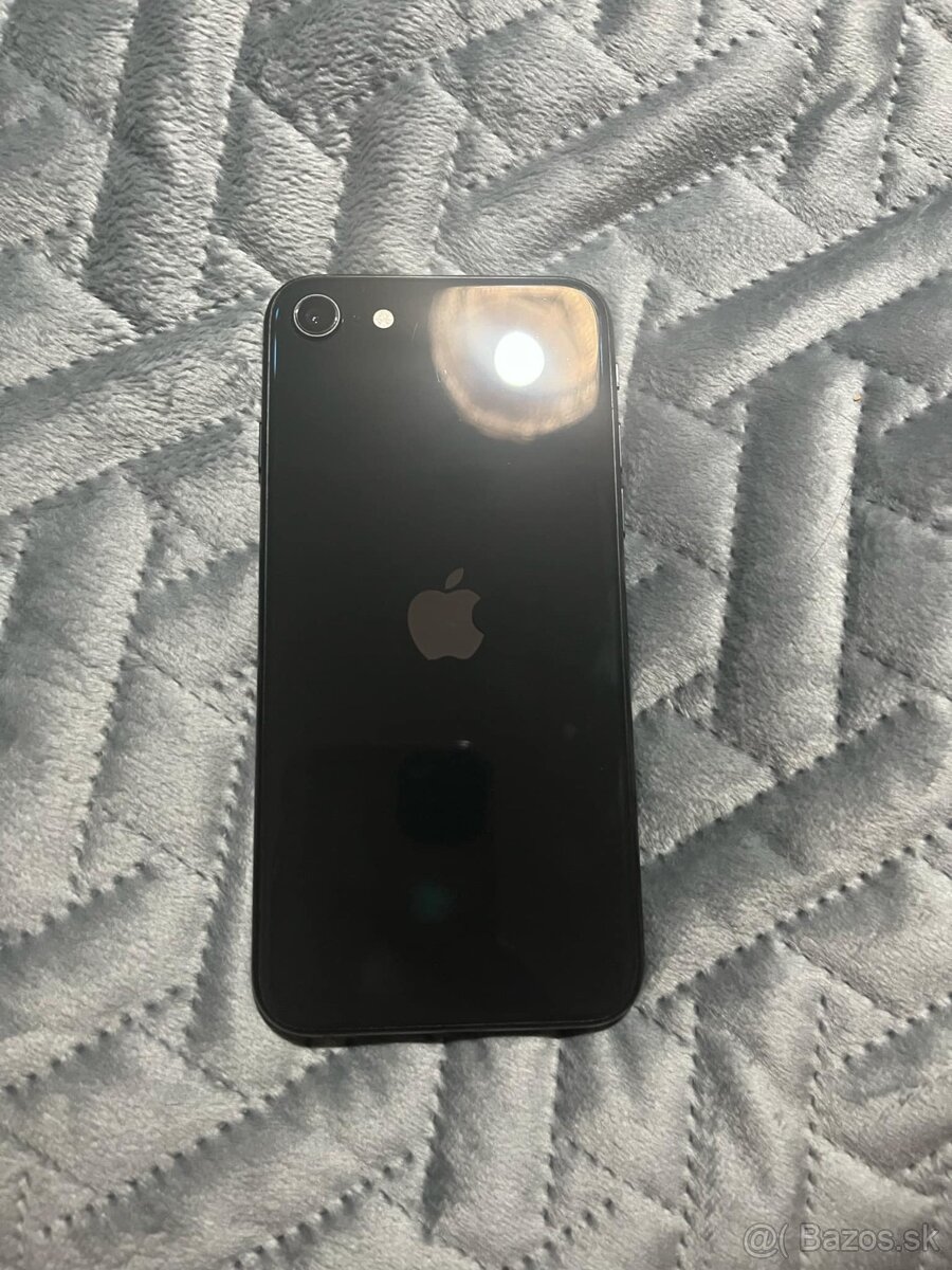 IPHONE SE 2022