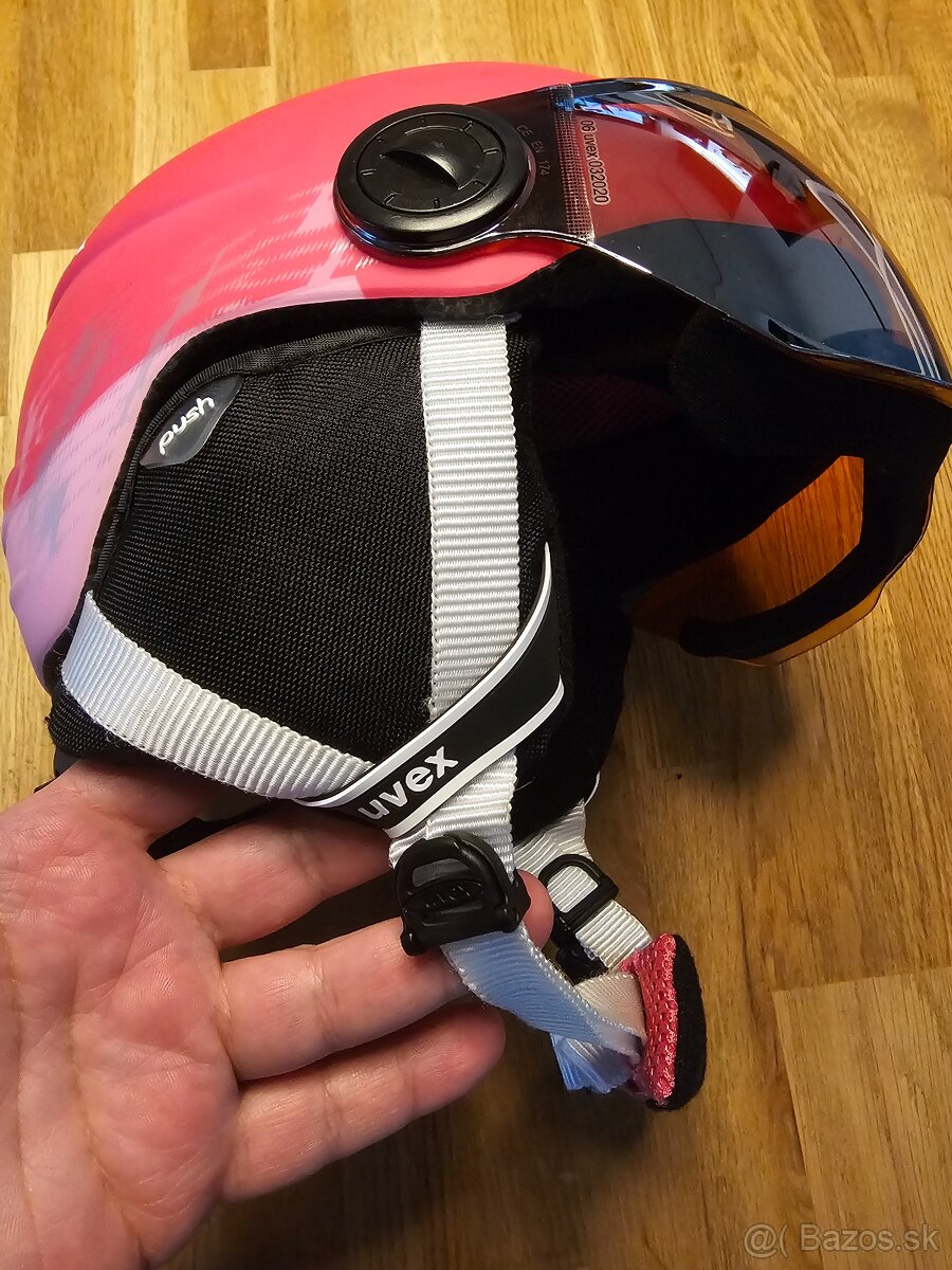 Prilba uvex visor S