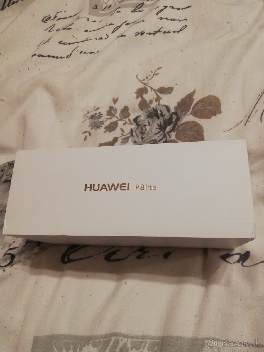 HUAWEI P8 lite