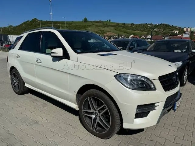 Mercedes-Benz ML 350 BLUETEC 4MATIC DESIGNO