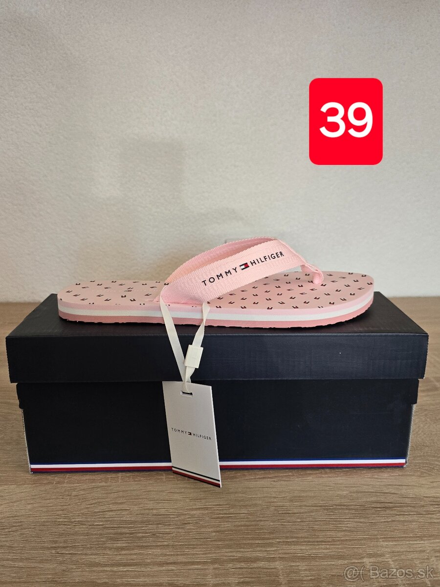 Tommy Hilfiger žabky | 39