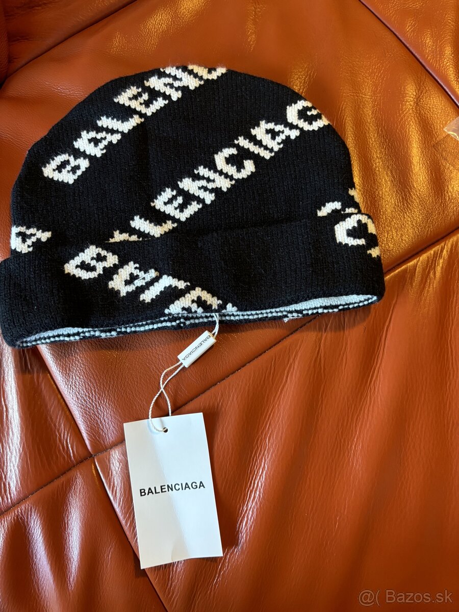 Balenciaga čiapka