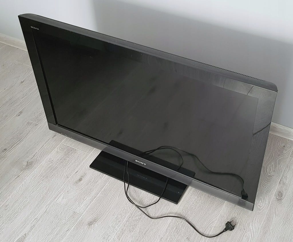 Predam malo pouzivany 40" TV SONY KDL-40EX402