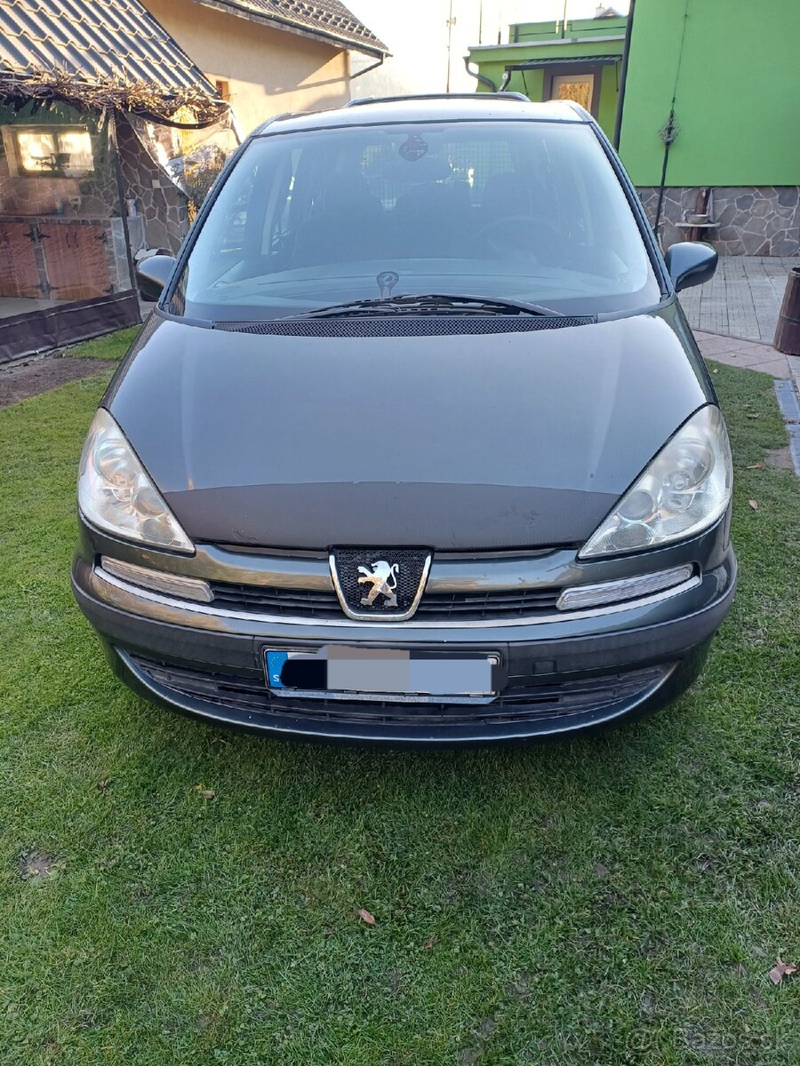 Predám Peuget 807 2.2 94 kW