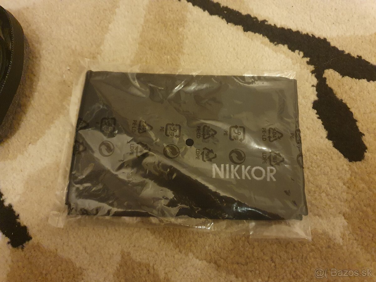 Nikon handričkové puzdro na objektív