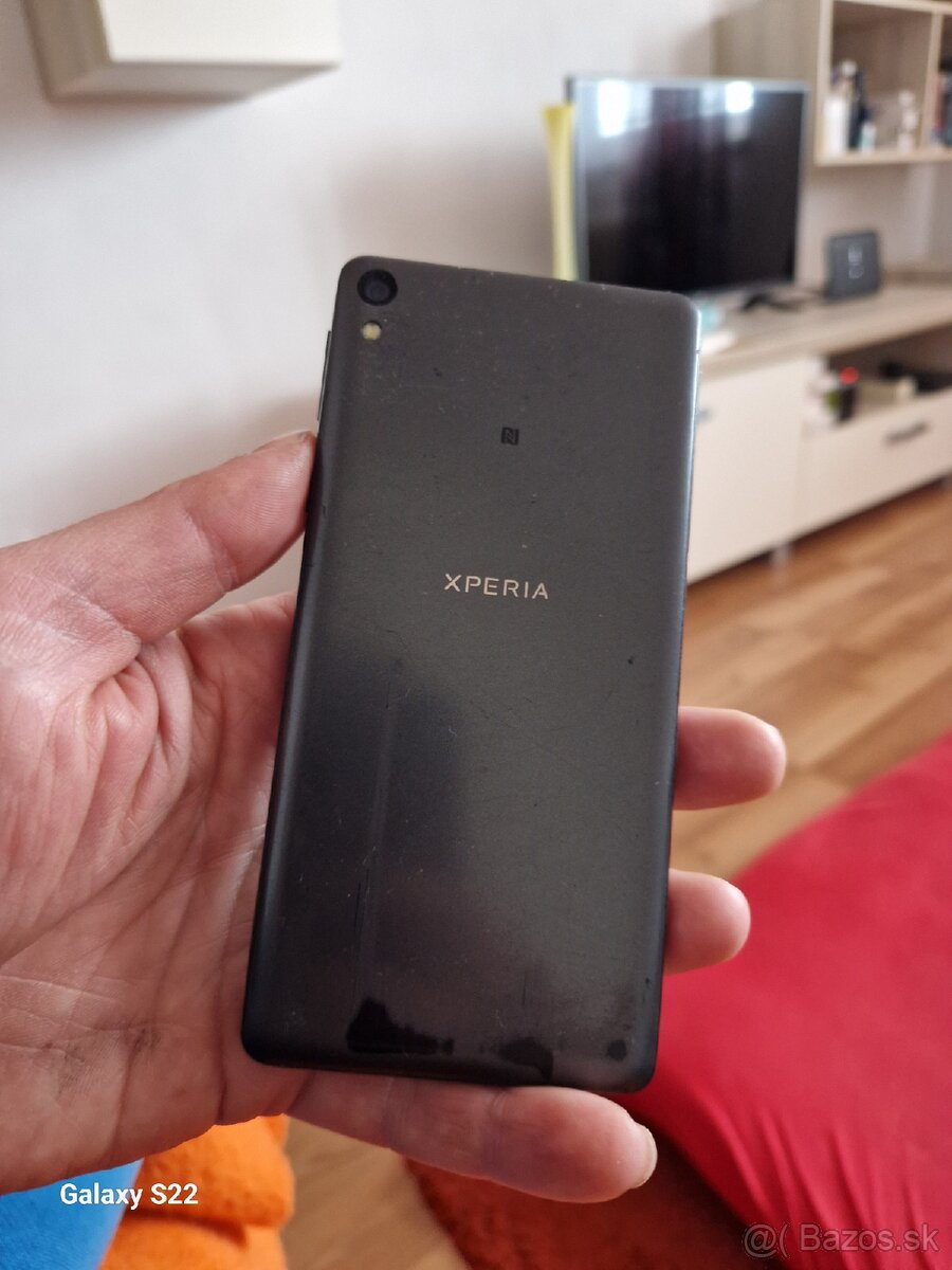 Sony Xperia E5