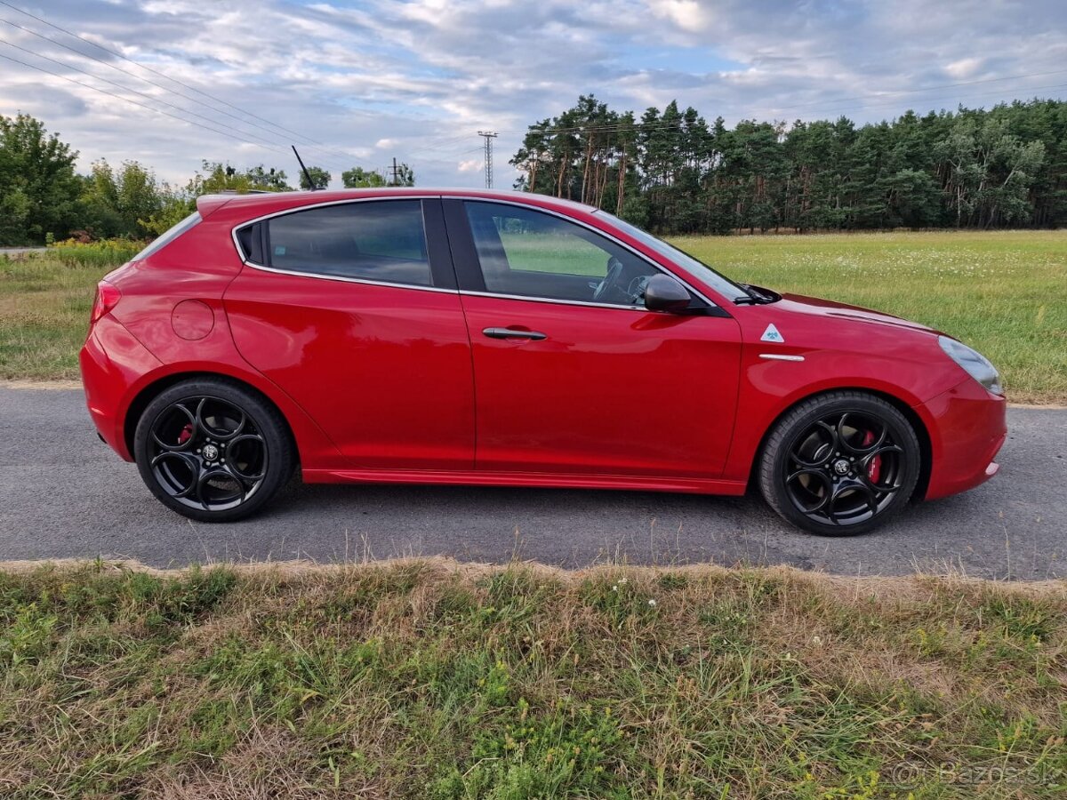 Alfa Romeo Giulietta QV TCT