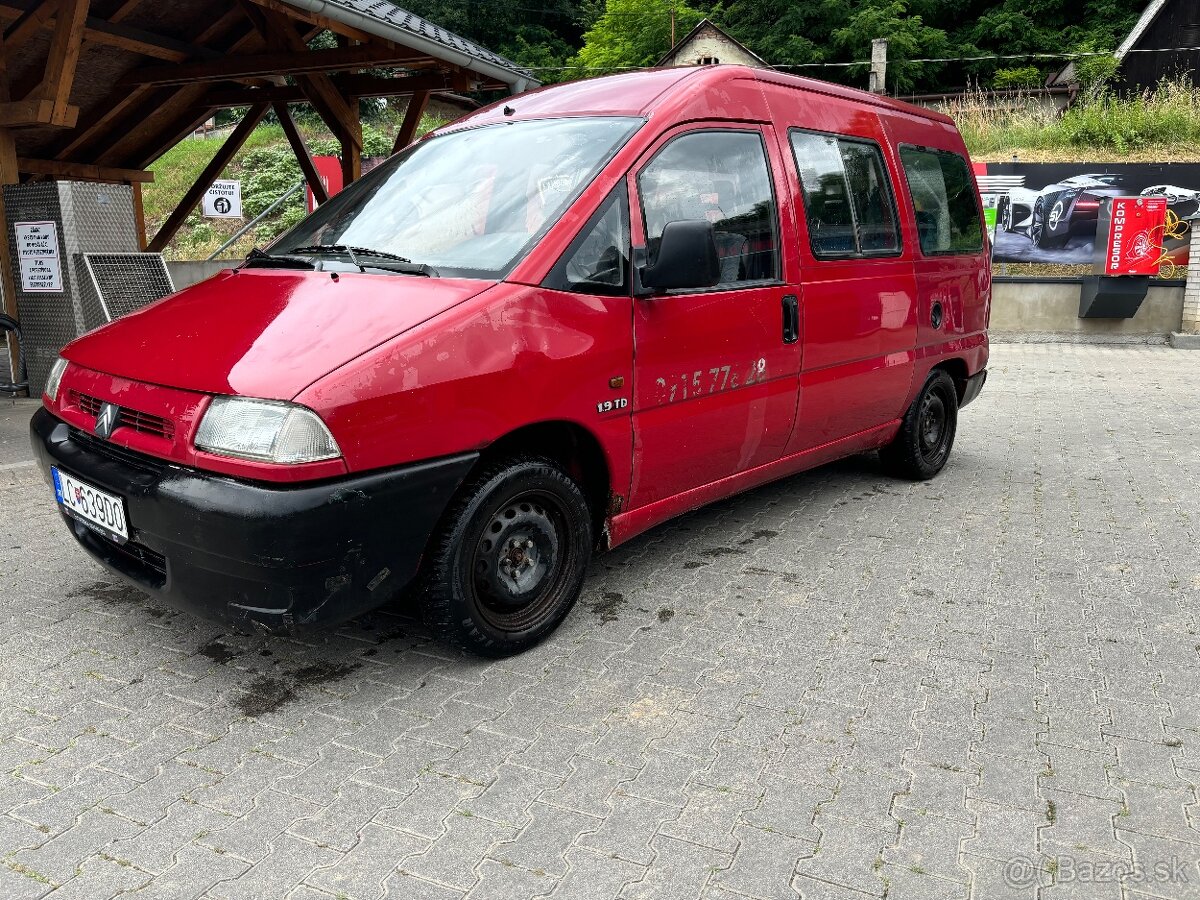 Citroen jumpy 9 miestne