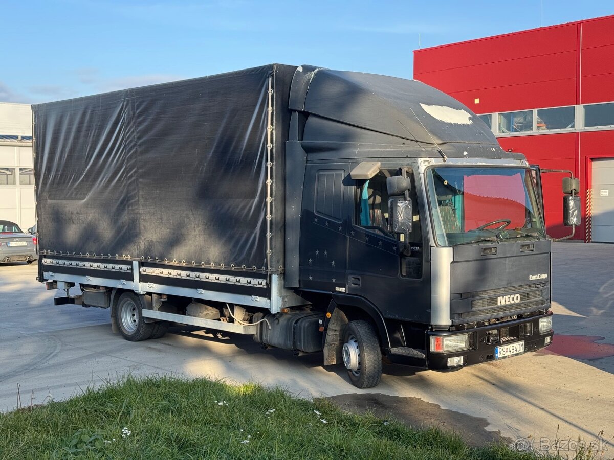 Iveco EUROCARGO s hydraulickou plošinou