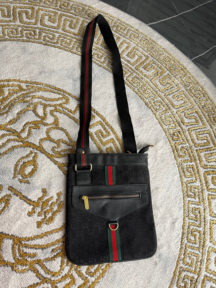 Crossbody taška gucci