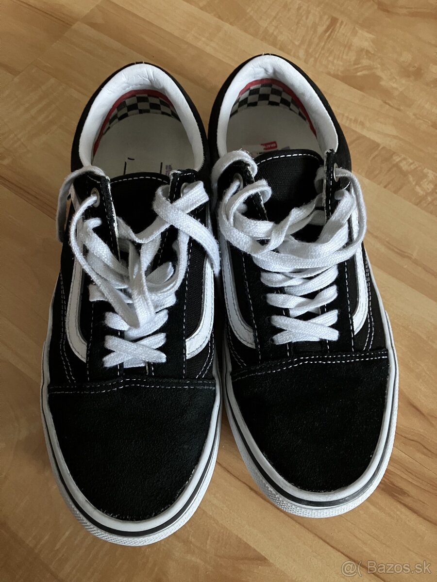 Vans 40.5 (8) skate old skool