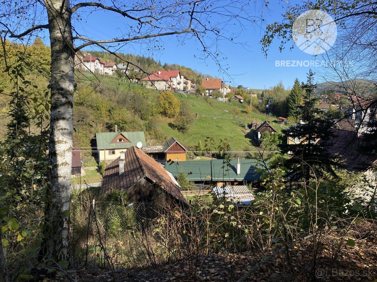 Pozemok na predaj so starším domom - Beňuš - Brezno