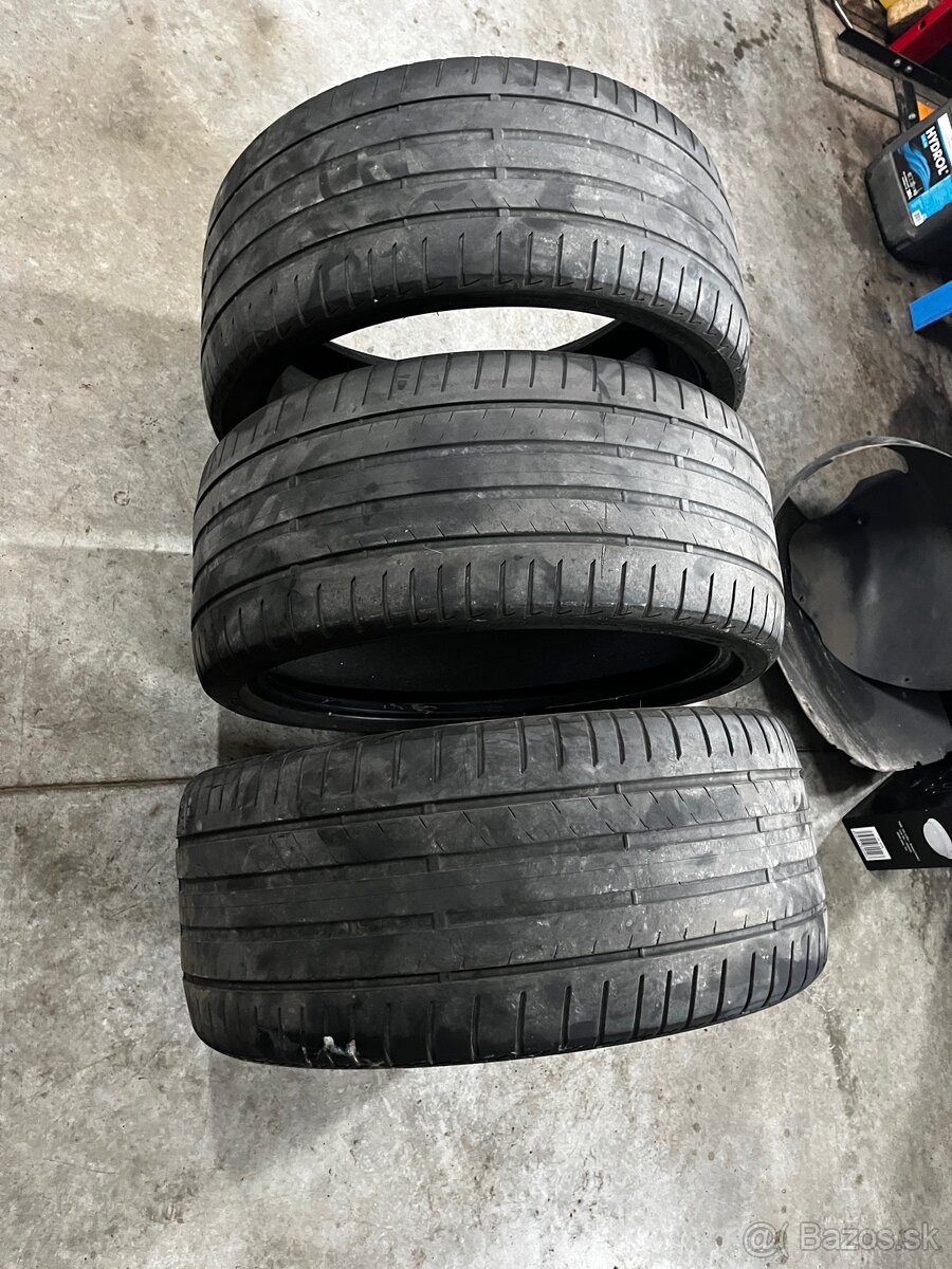 Predám 3 pneumatiky na dojazd 255/35R21