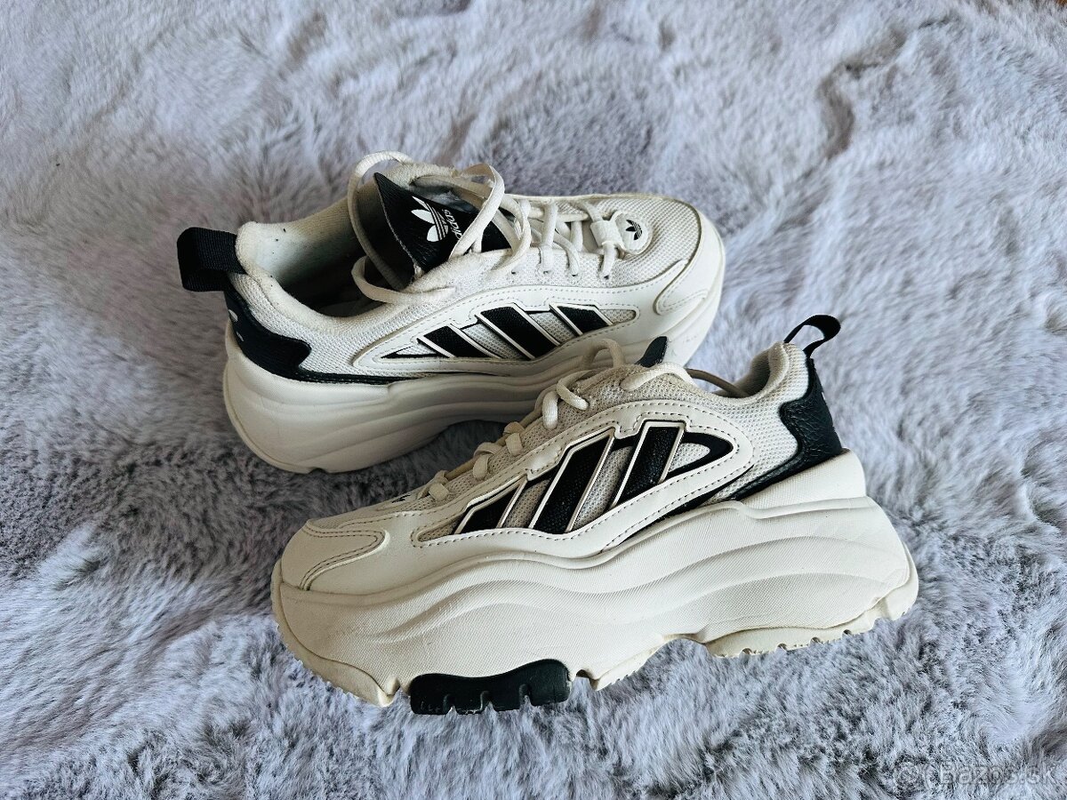 Štýlové tenisky Adidas Ozgaia 35.5