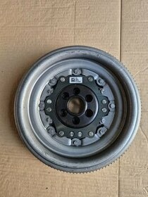 40# VW Škoda Seat Audi DSG dvojhmotný zotrvačník 03L105266DF