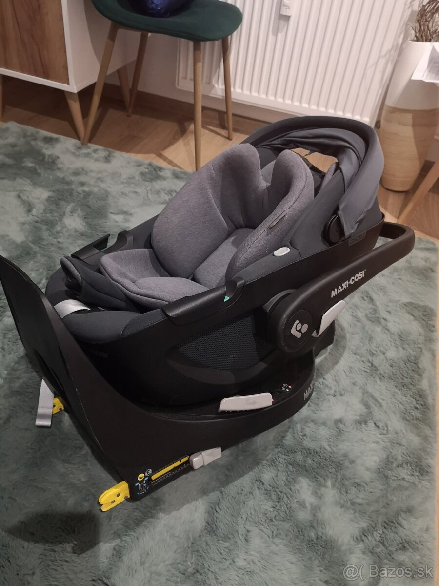 Vajíčko Maxi Cosi Pebble 360 + isofix zakladna