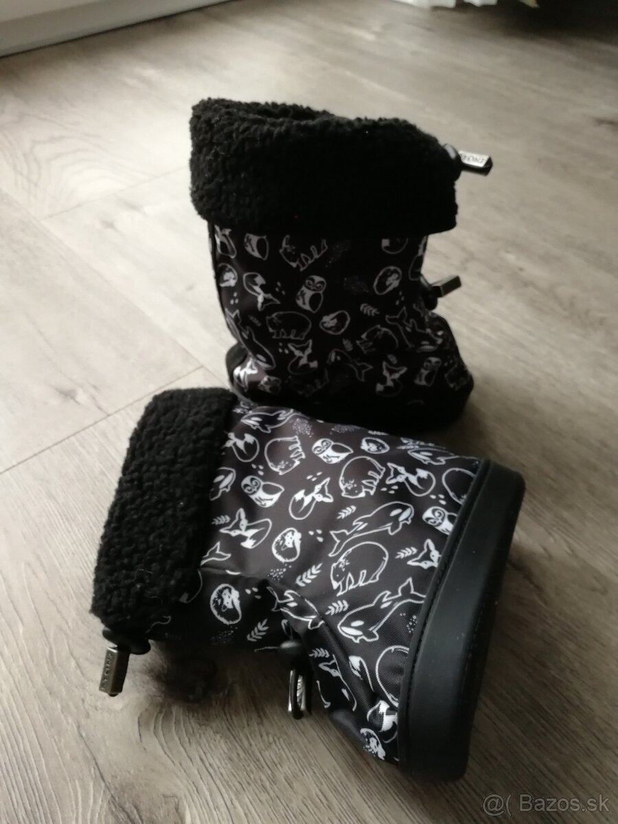 Nové Stonz Toddler Booties outdoor capačky s vložkami Liners