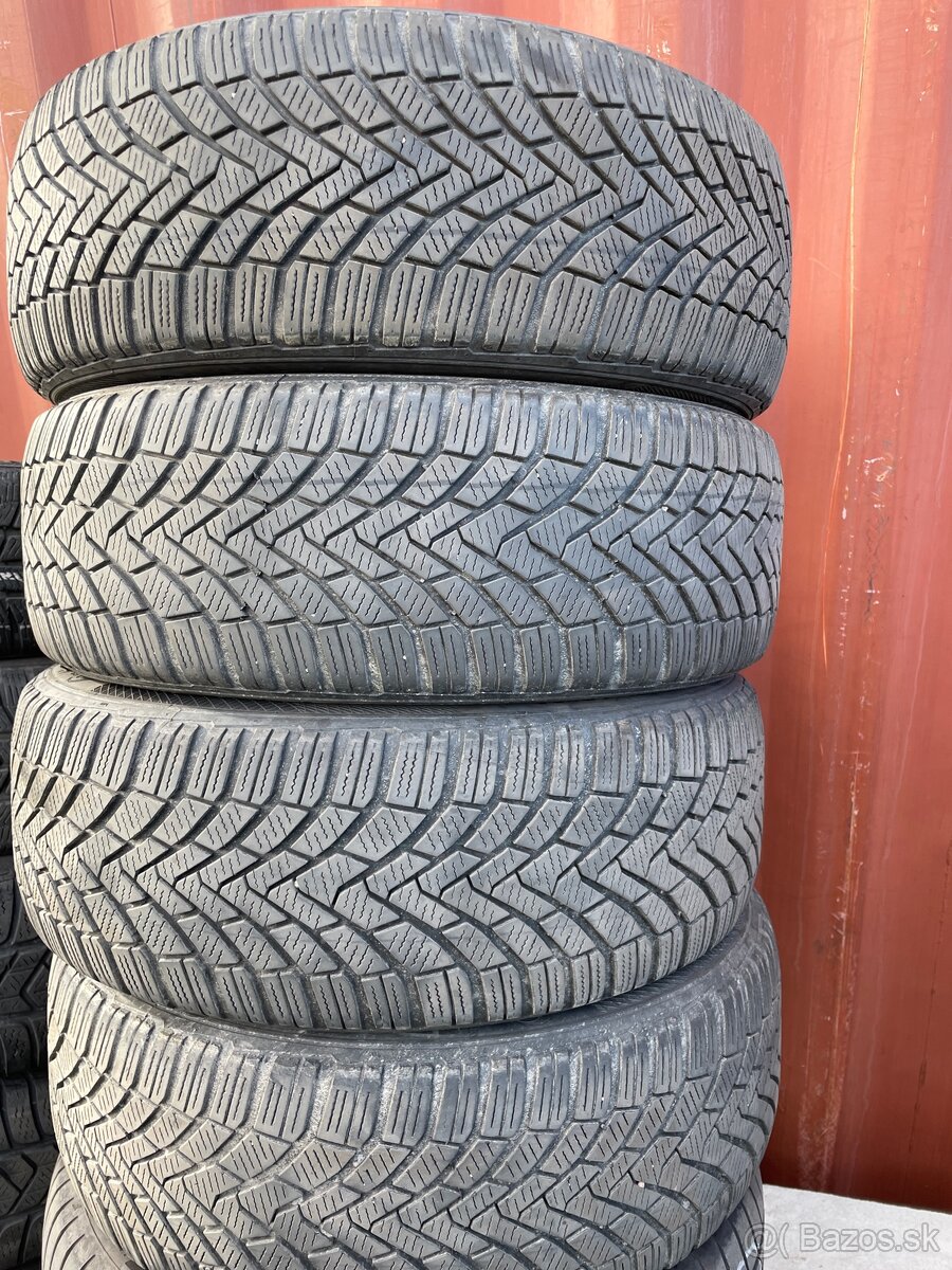 205/55 R16 continental