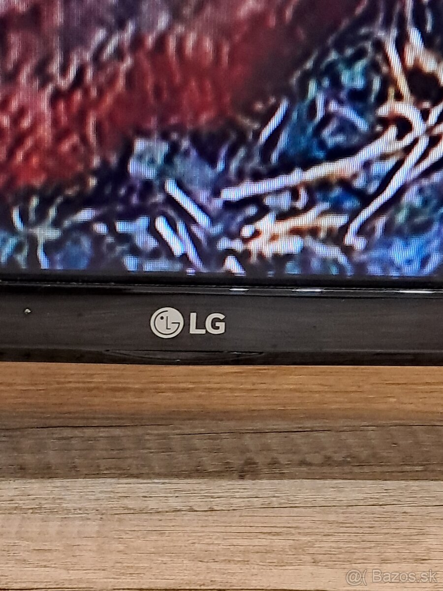 LG. .. televizor