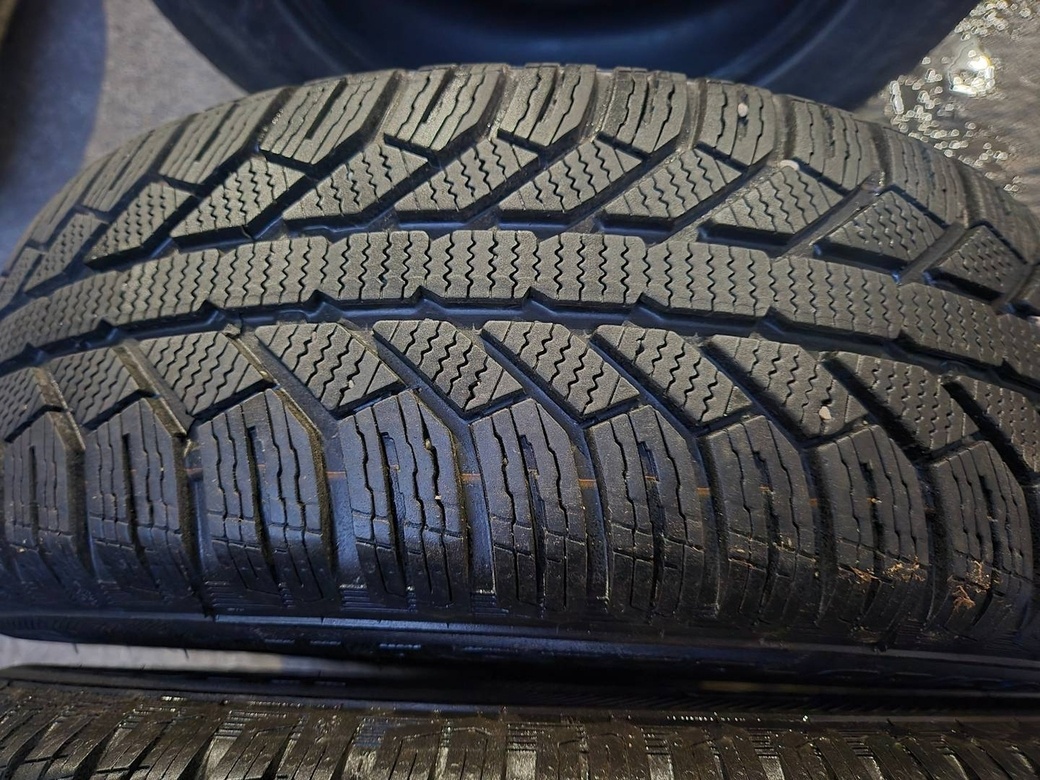 195/60 r16 zimné 4 ks SEMPERIT dezén 7,1 - 6,8 mm DOT2020