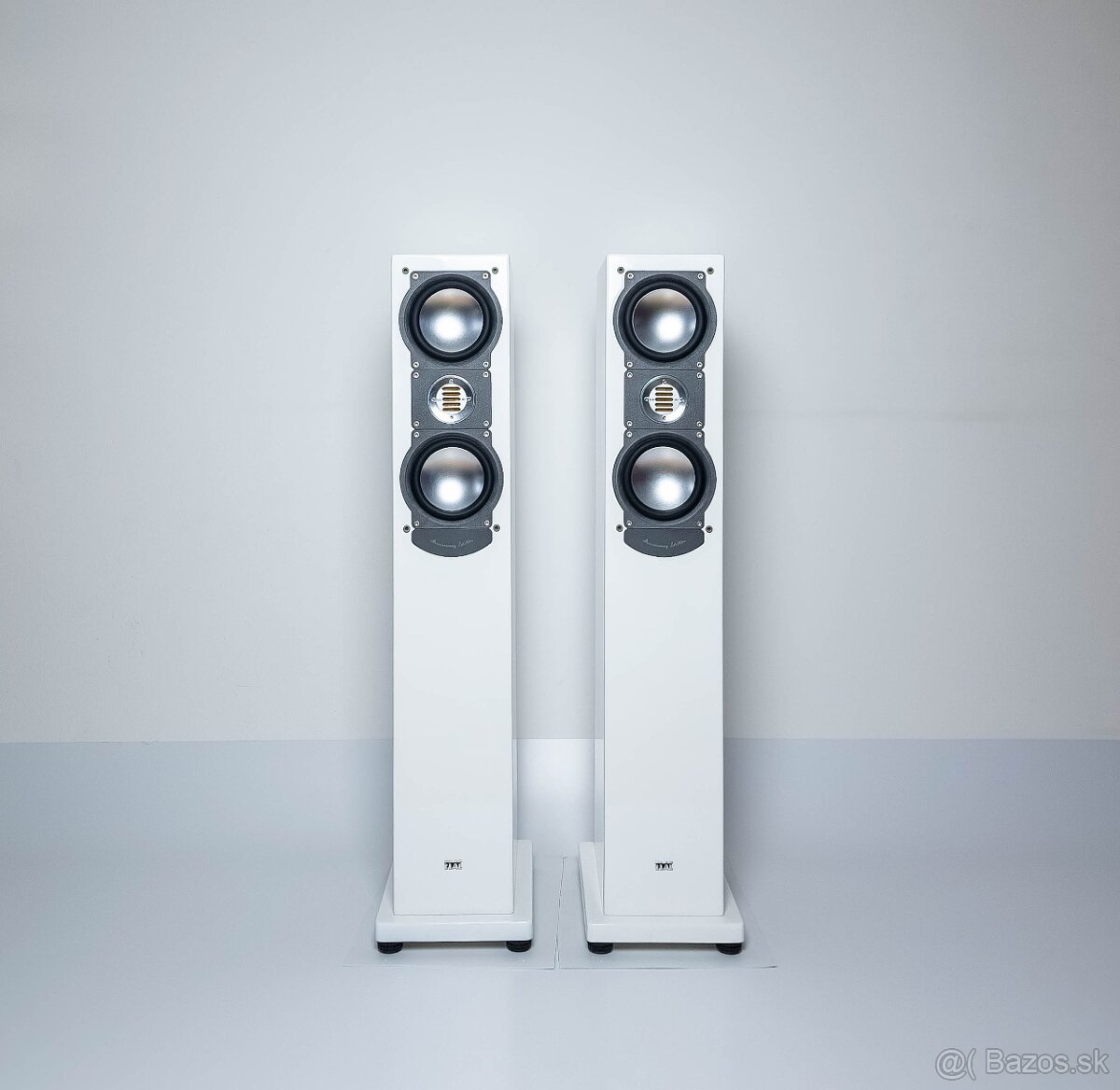 ELAC FS 207 Anniversary Edition biele