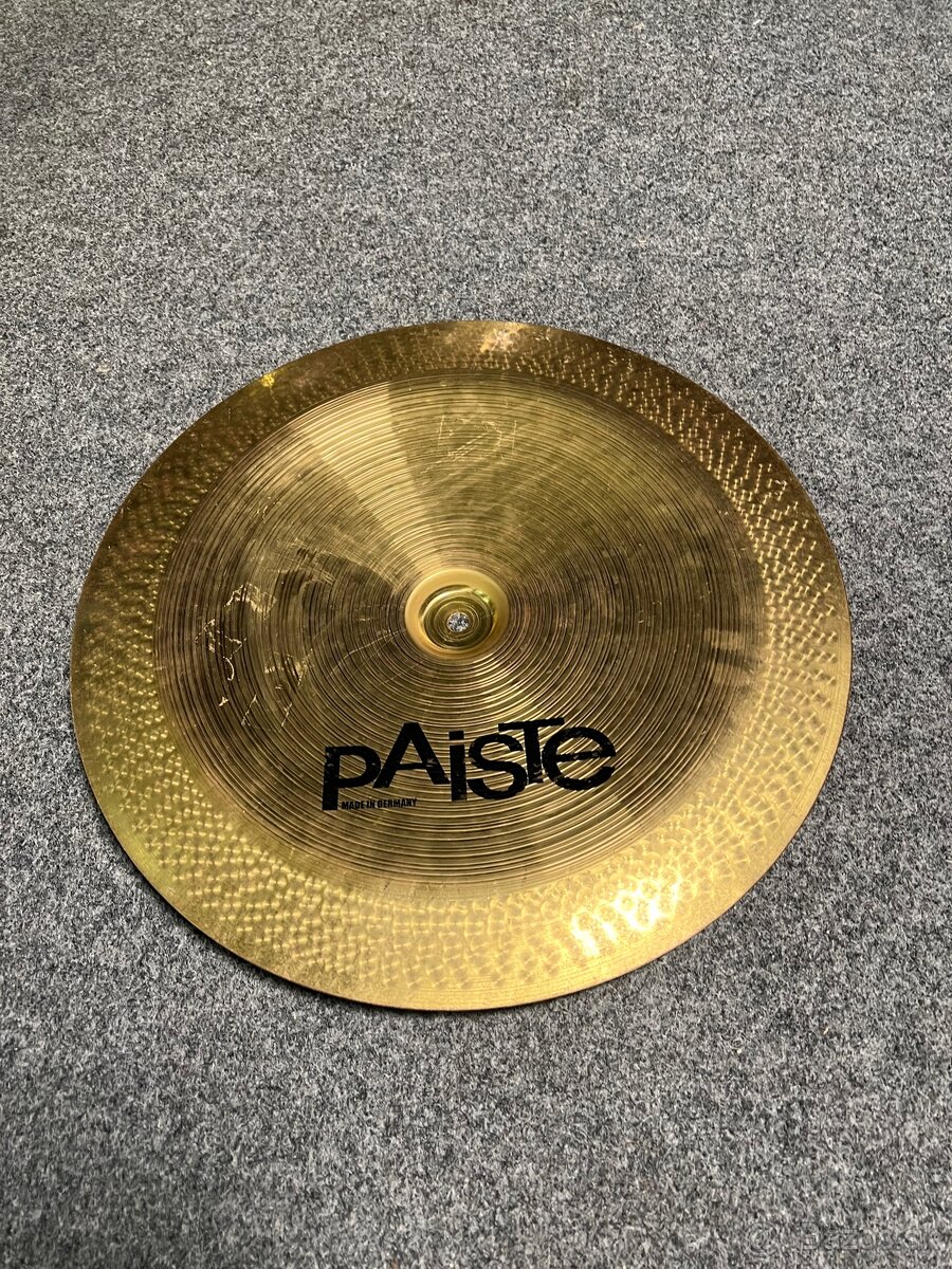 China 18 Paiste Pst3