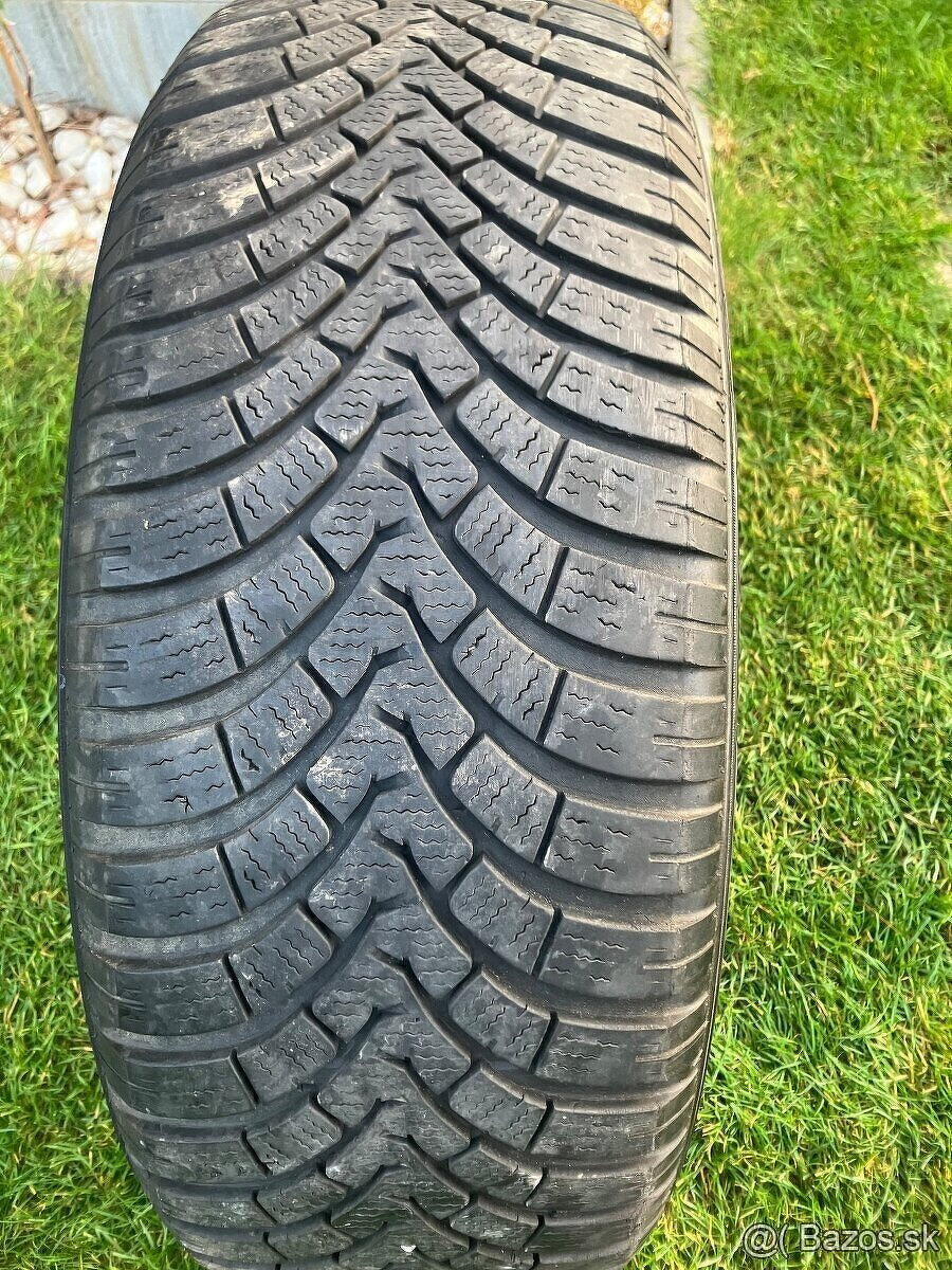 Falken SUV 225/60 R17 zimna pneu