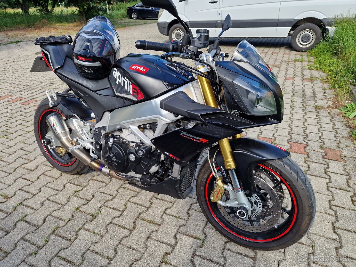 Aprilia Tuono V4